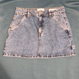 Cotton:on US size 8 cargo denim mini skirt.